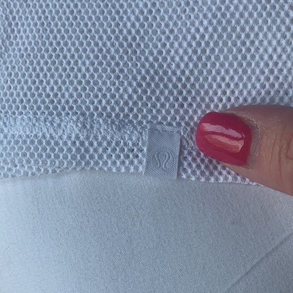 Lululemon Athletica || Mesh on Mesh Tank - Picture 11 of 11